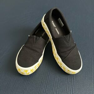 TOMS Slip On Canvas Sneakers, Size 7, black with flowers